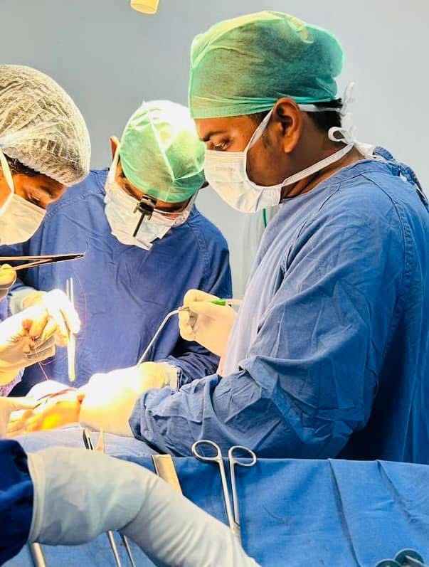 Dr-Gnanaraj-dentist