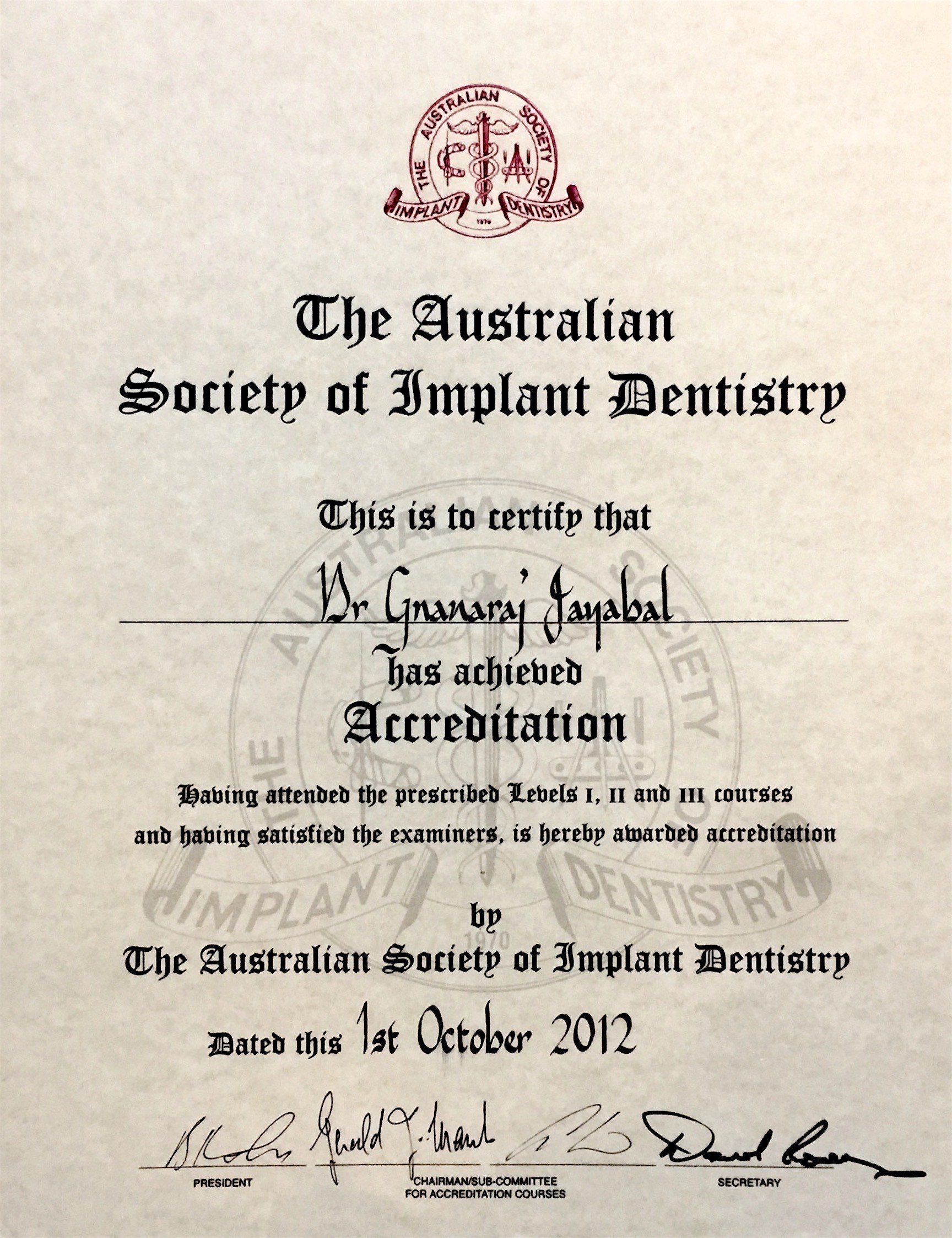 Dr-Gnanaraj-dentist-certification